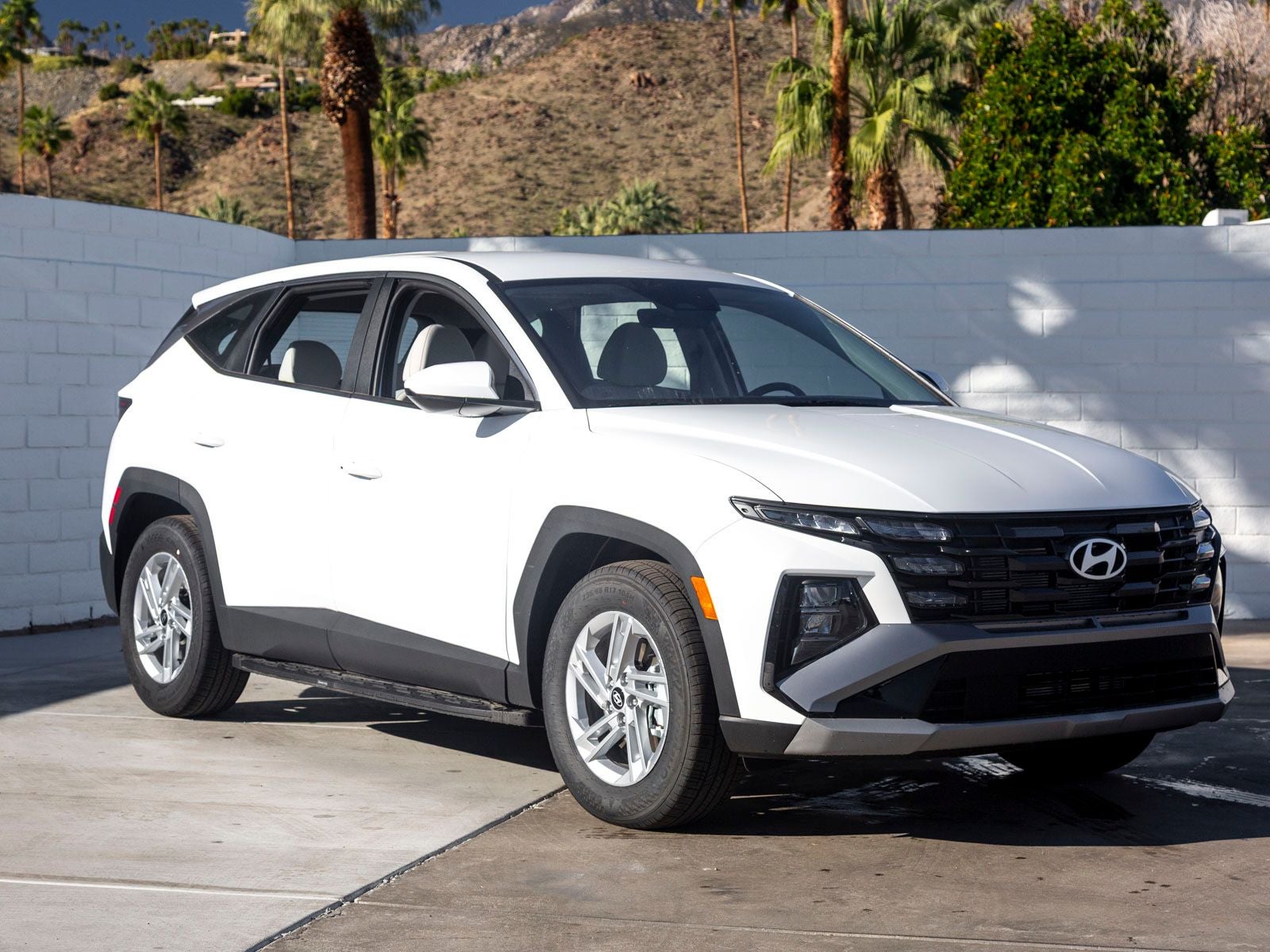 2025 Hyundai Tucson SE