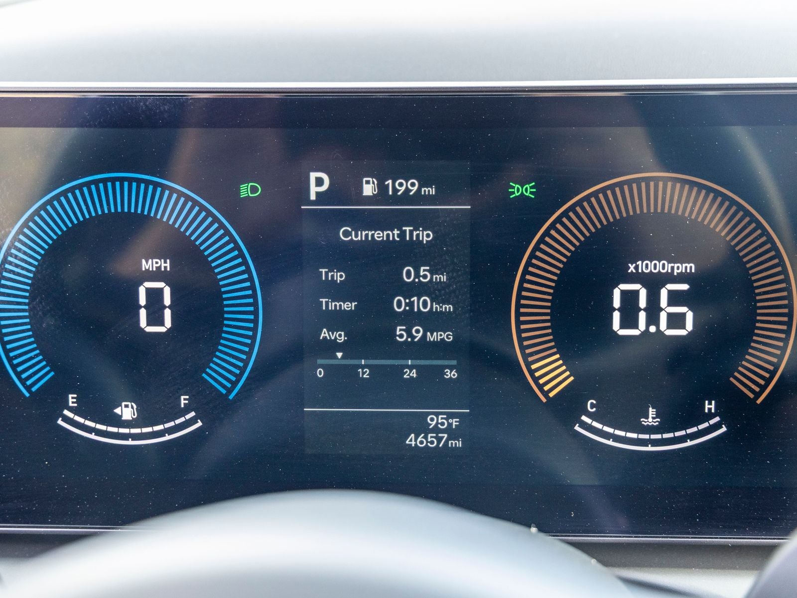 2025 Hyundai Santa Cruz SE