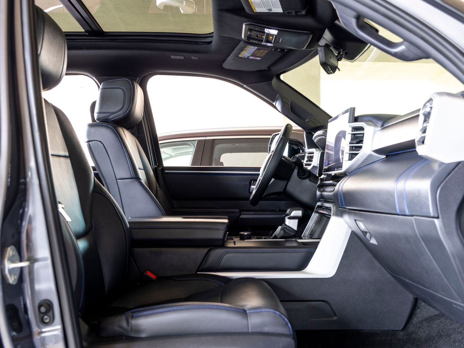 2022 Toyota Tundra Hybrid Platinum