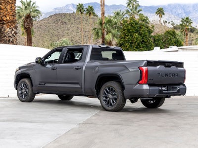 2022 Toyota Tundra Hybrid Platinum