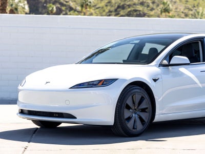 2025 Tesla Model 3 Long Range