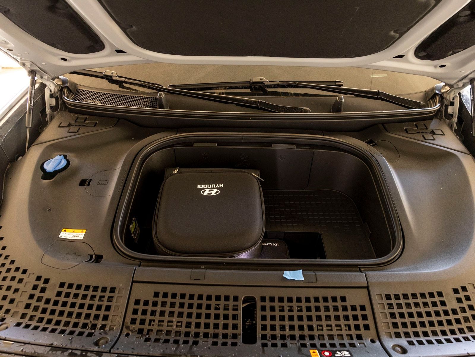 2026 Hyundai IONIQ 9 S