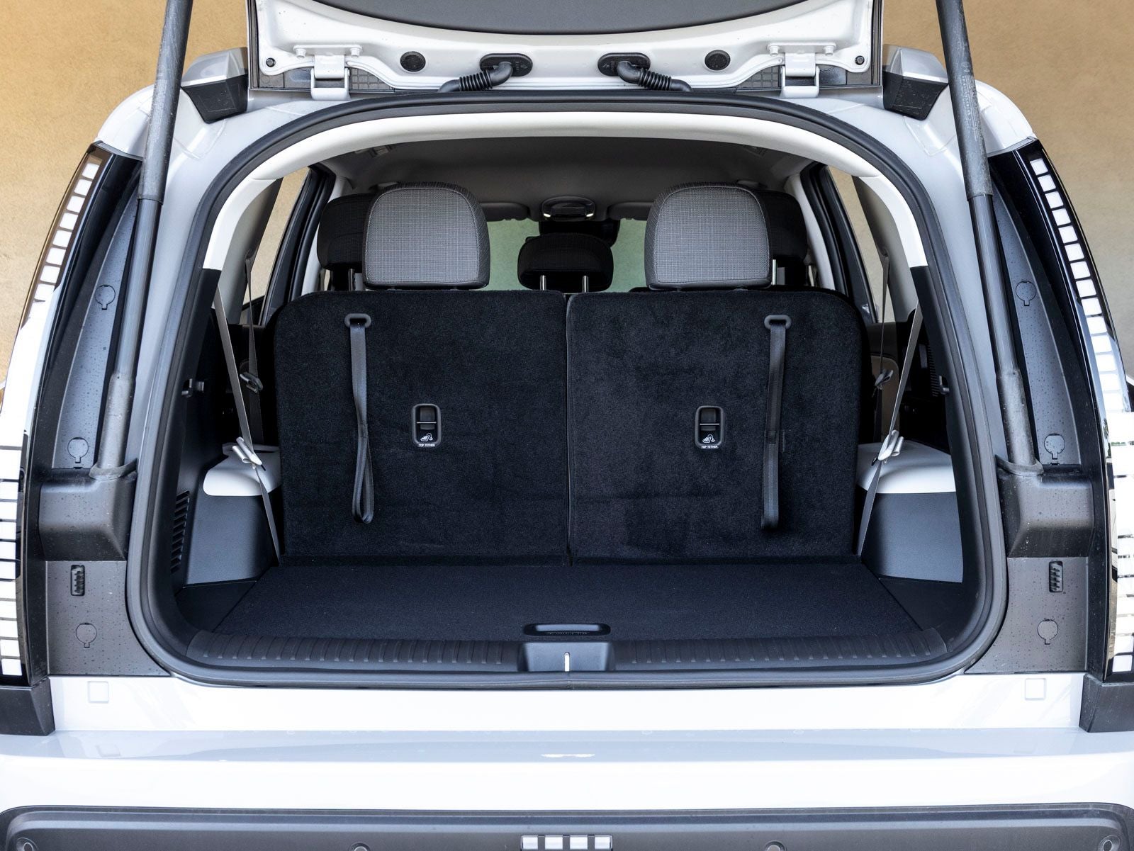 2026 Hyundai IONIQ 9 SE