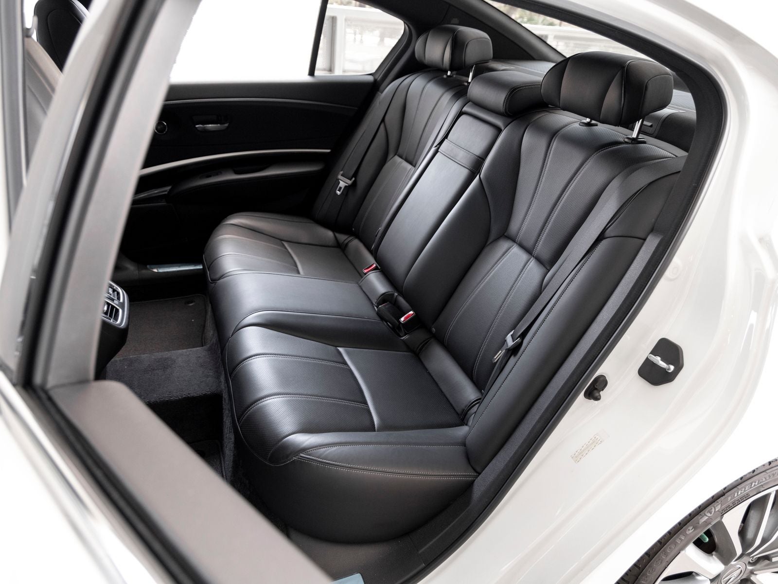 2018 Acura RLX Base