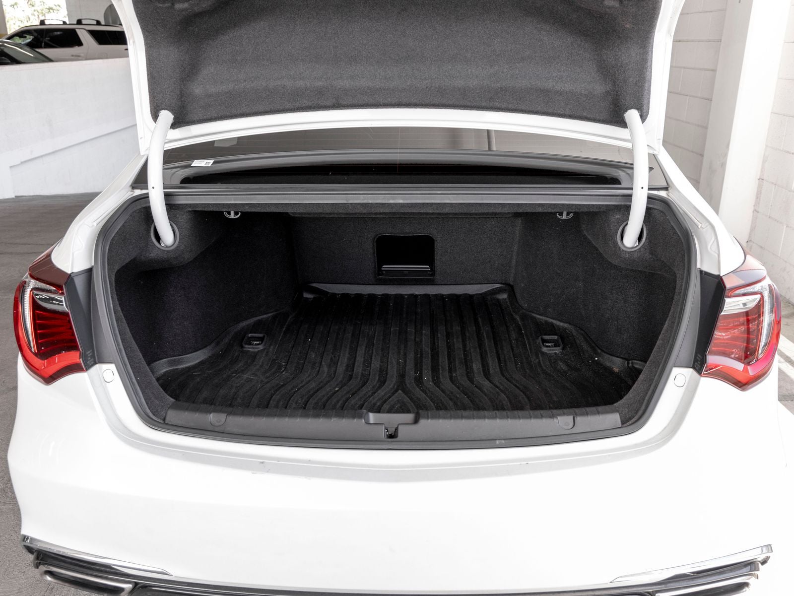 2018 Acura RLX Base