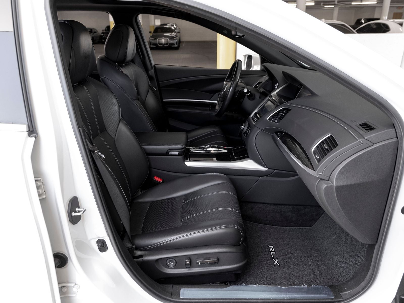 2018 Acura RLX Base