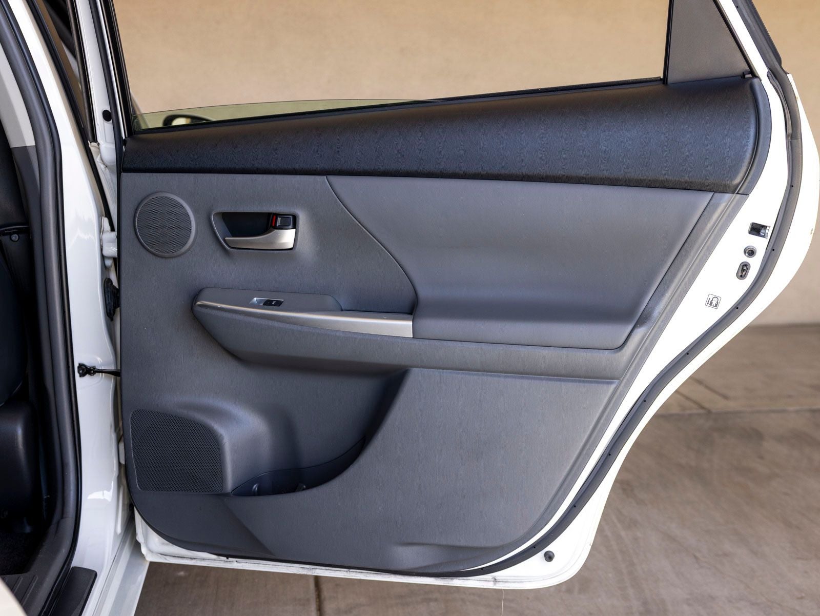 2012 Toyota Prius v Five
