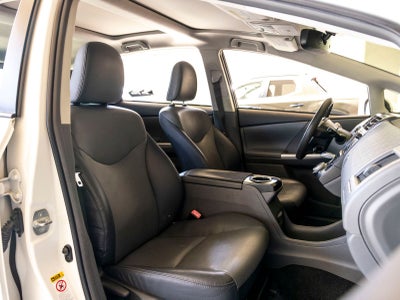 2012 Toyota Prius v Five