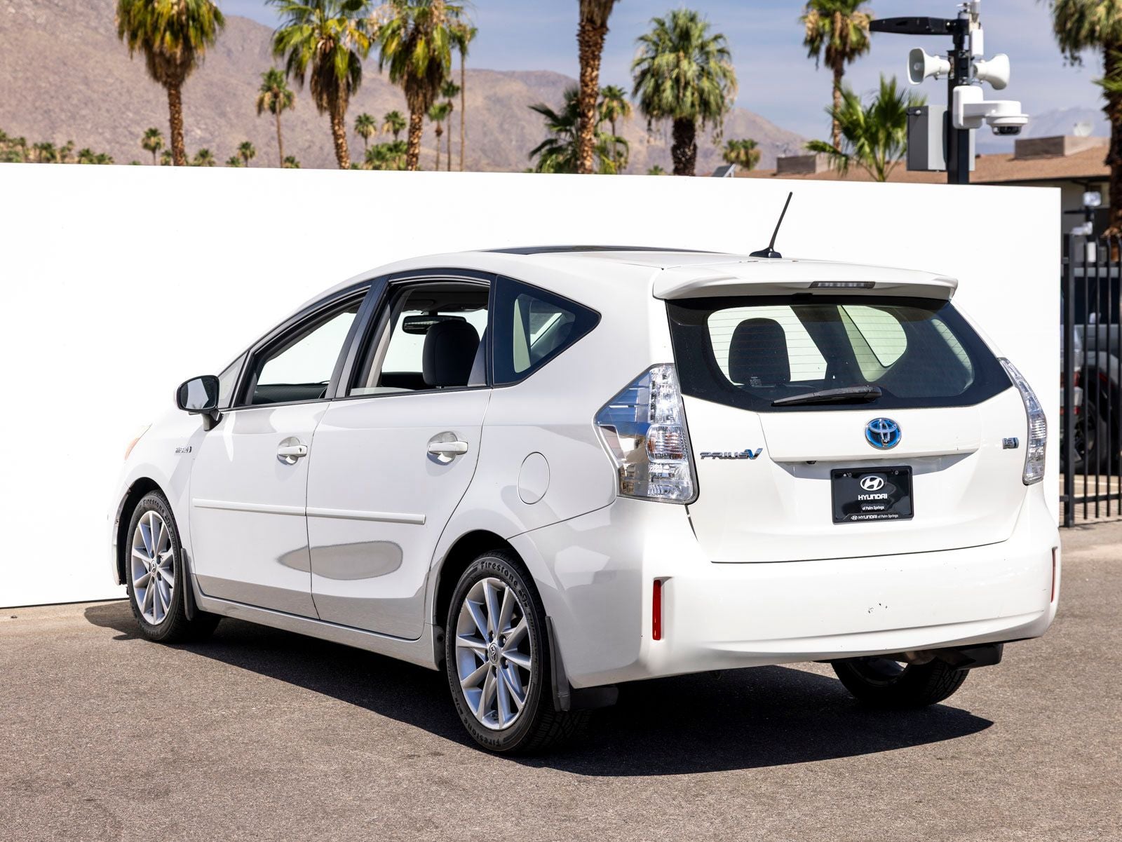 2012 Toyota Prius v Five