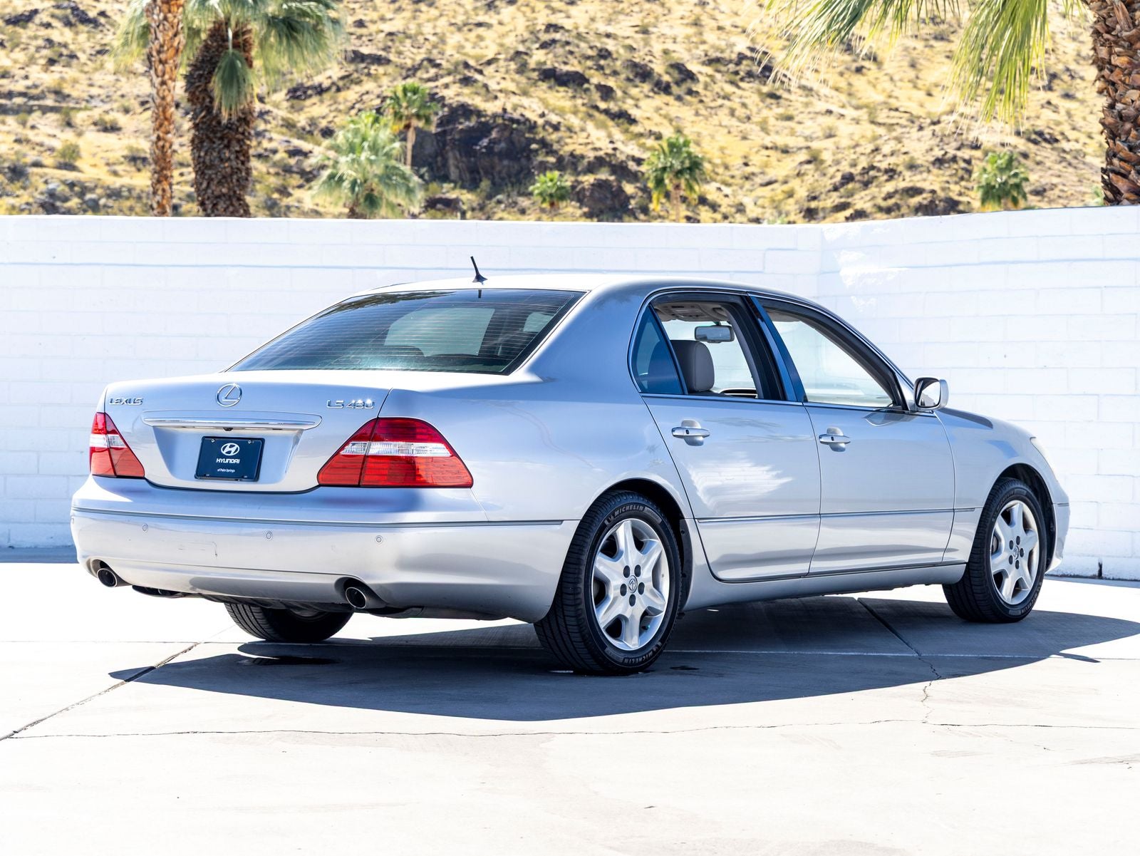 2004 Lexus LS 430