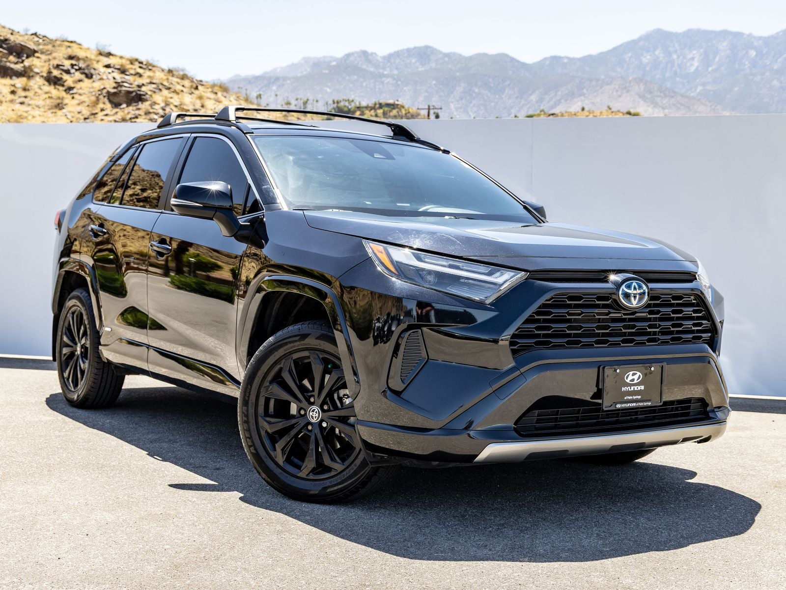 2022 Toyota RAV4 Hybrid SE