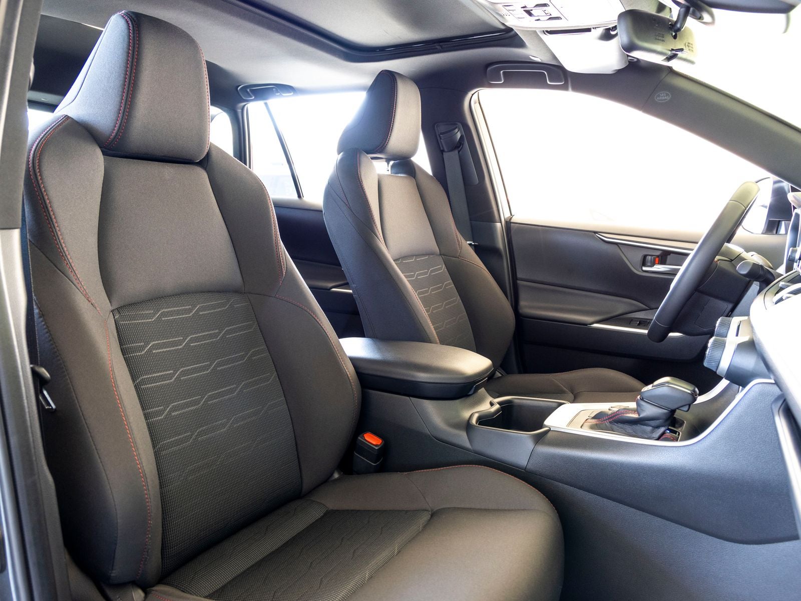 2024 Toyota RAV4 Prime SE