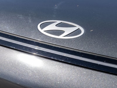 2024 Hyundai Kona SE