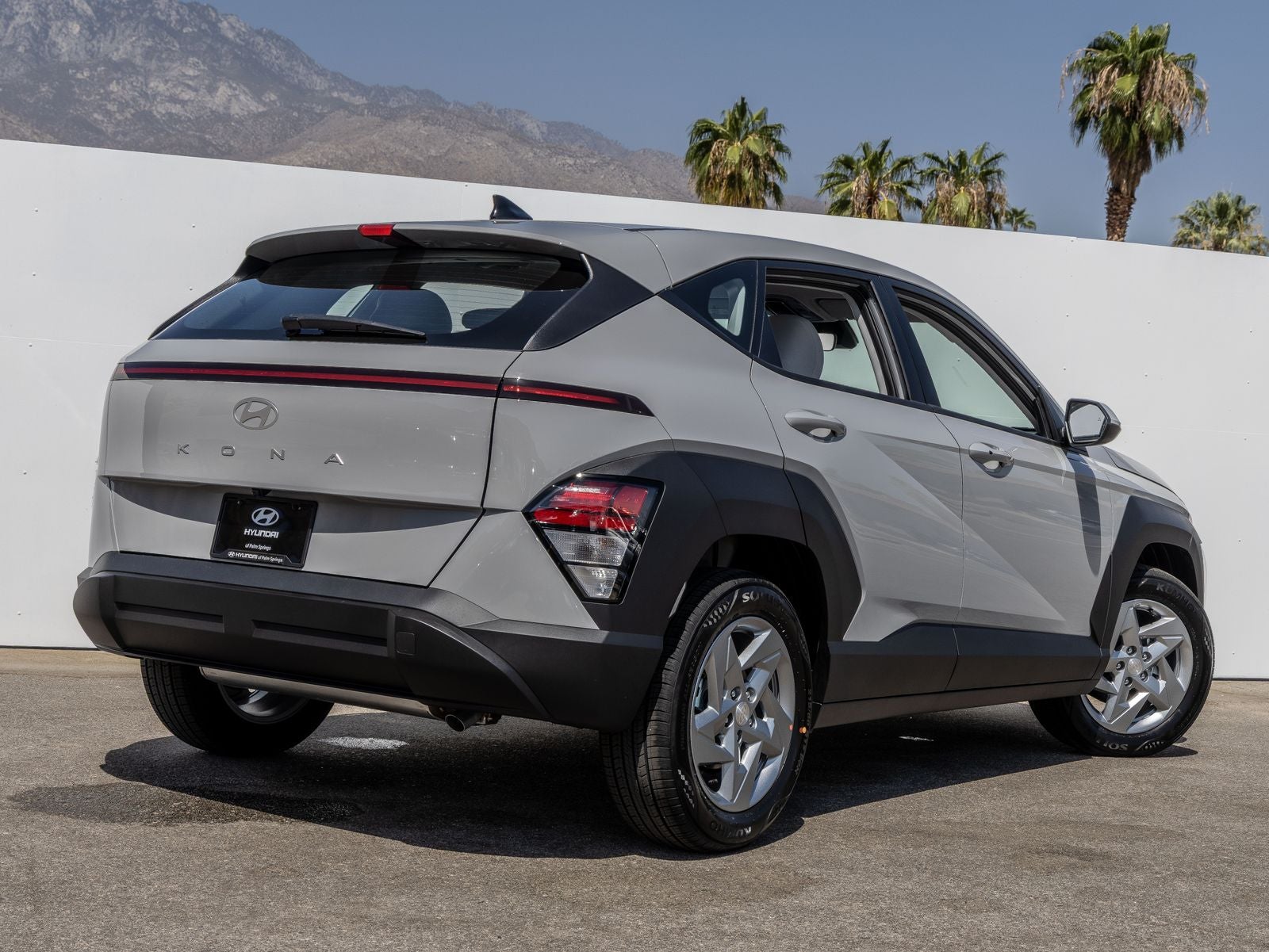 2027 Hyundai Kona SE
