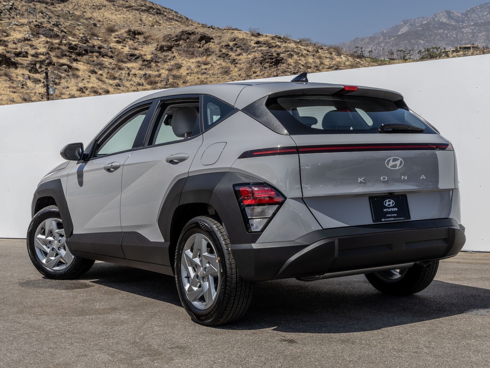 2027 Hyundai Kona SE