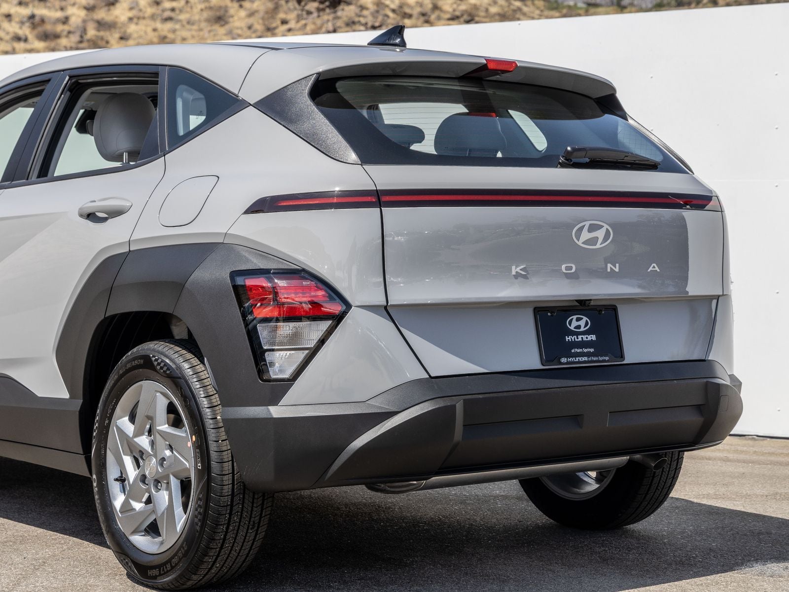 2027 Hyundai Kona SE