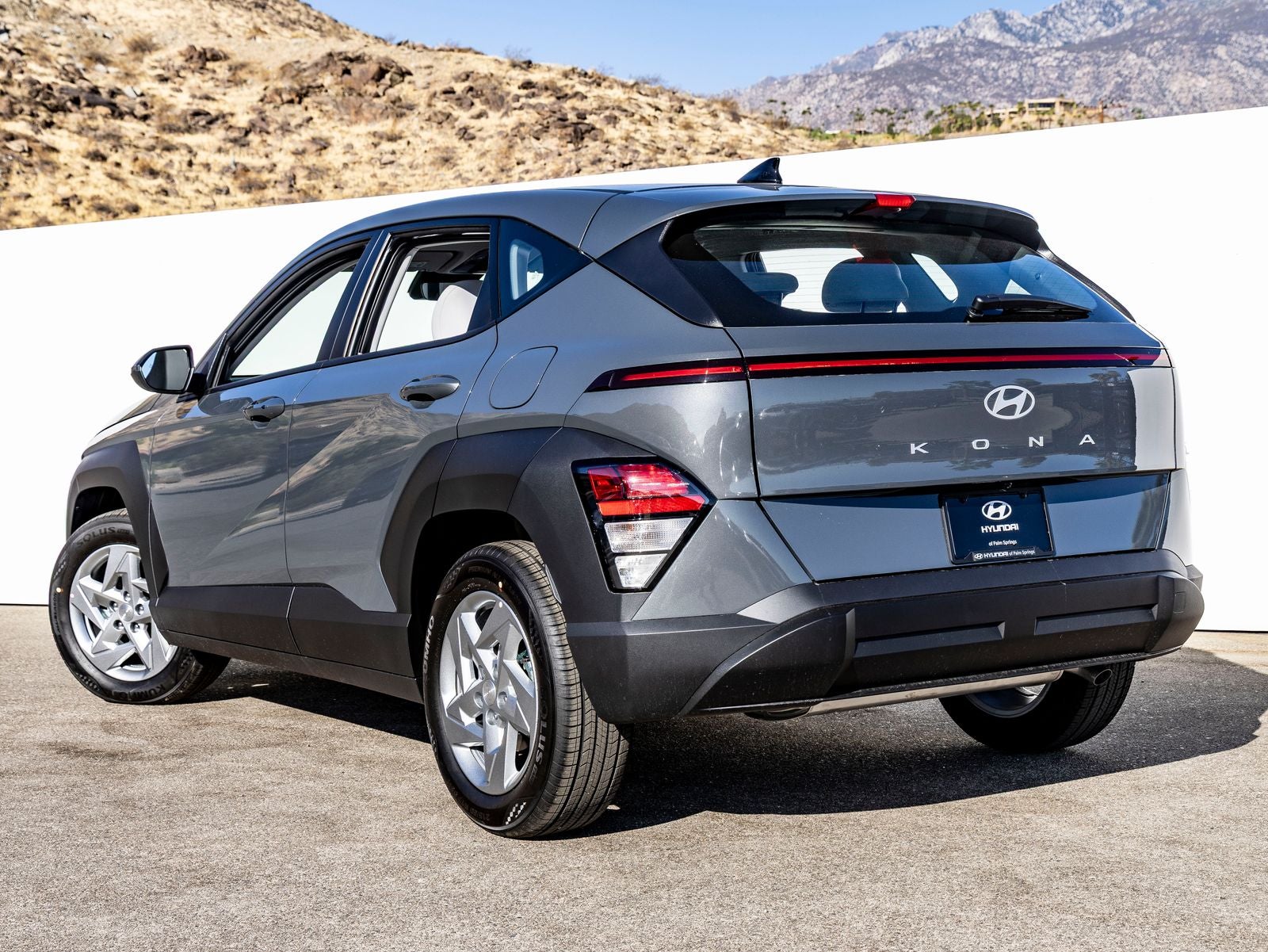 2027 Hyundai Kona SE