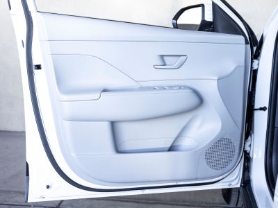 2025 Hyundai Kona SE