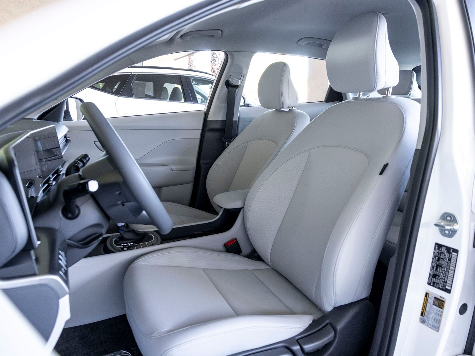 2025 Hyundai Kona SE