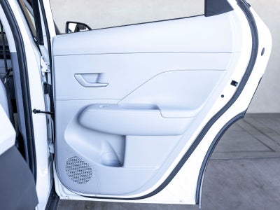 2025 Hyundai Kona SE