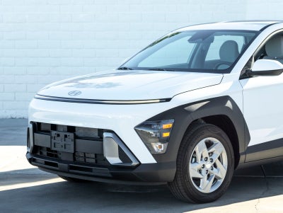 2025 Hyundai Kona SE