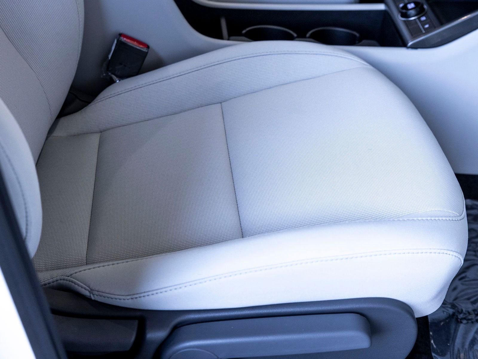 2025 Hyundai Kona Electric SEL