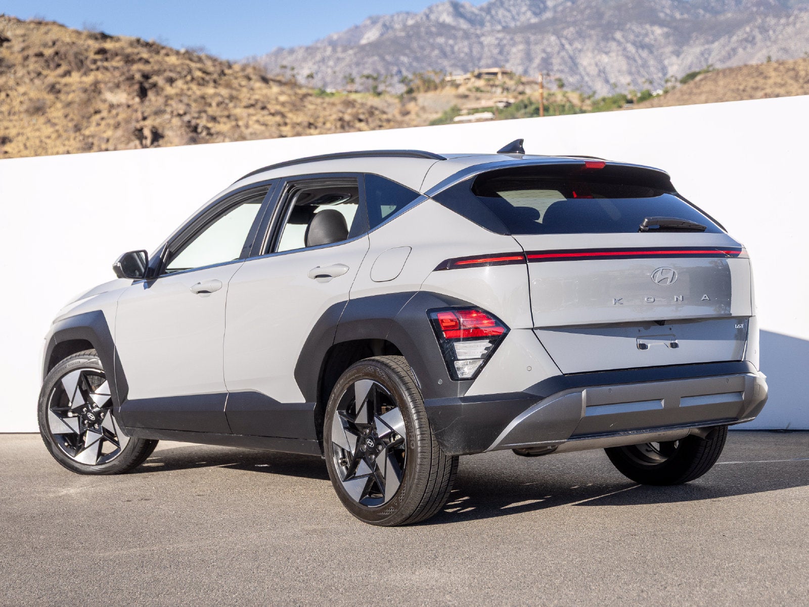 2024 Hyundai Kona Limited