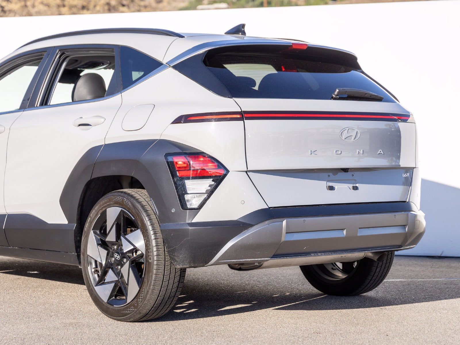 2024 Hyundai Kona Limited