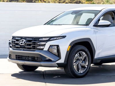 2026 Hyundai Tucson Hybrid Blue SE