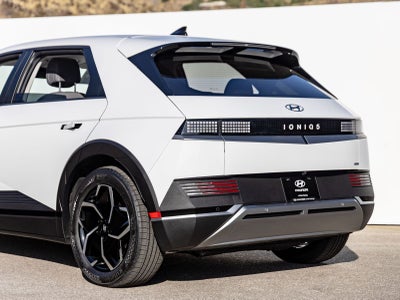 2023 Hyundai IONIQ 5 SE