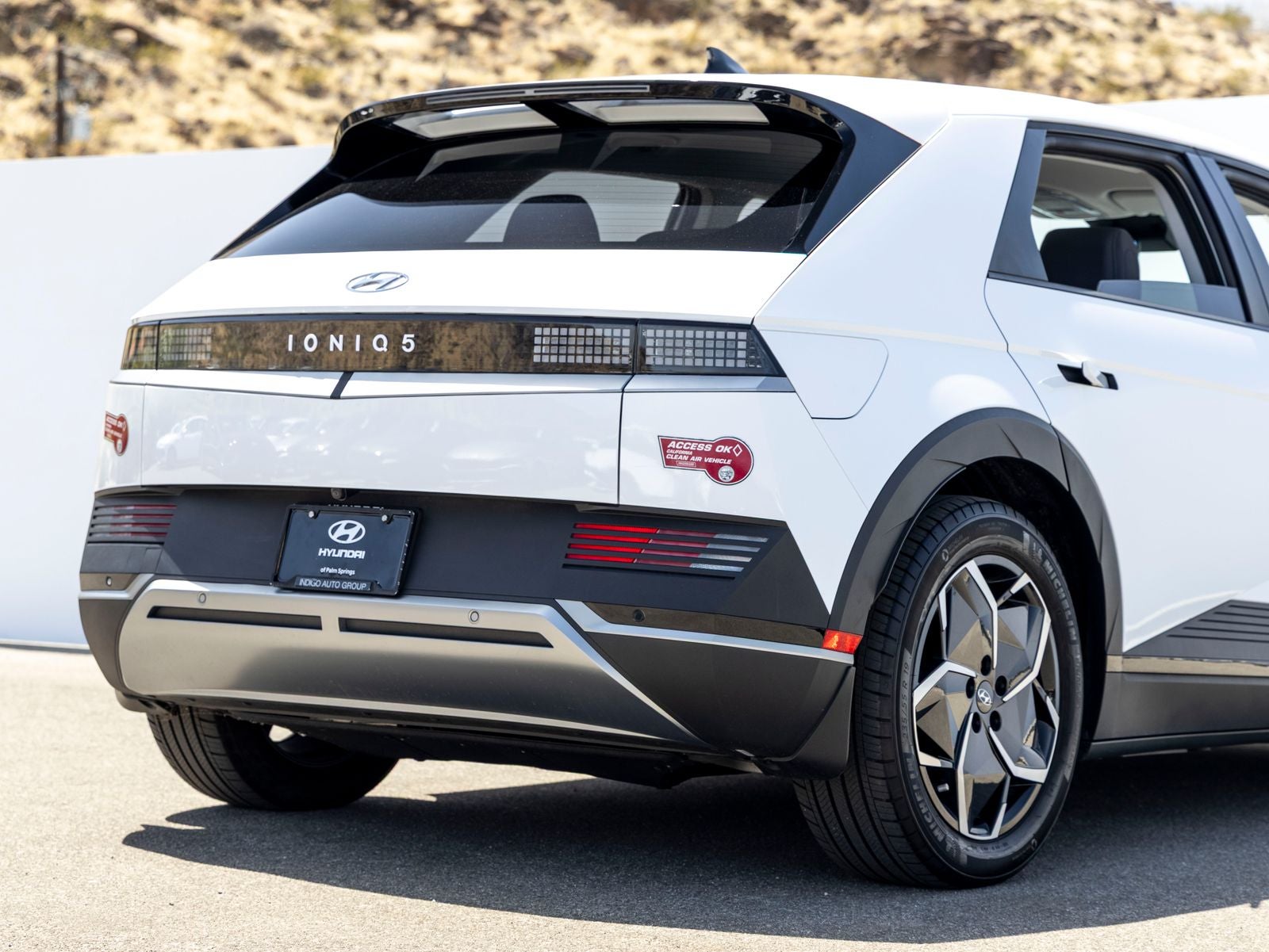 2024 Hyundai IONIQ 5 SE