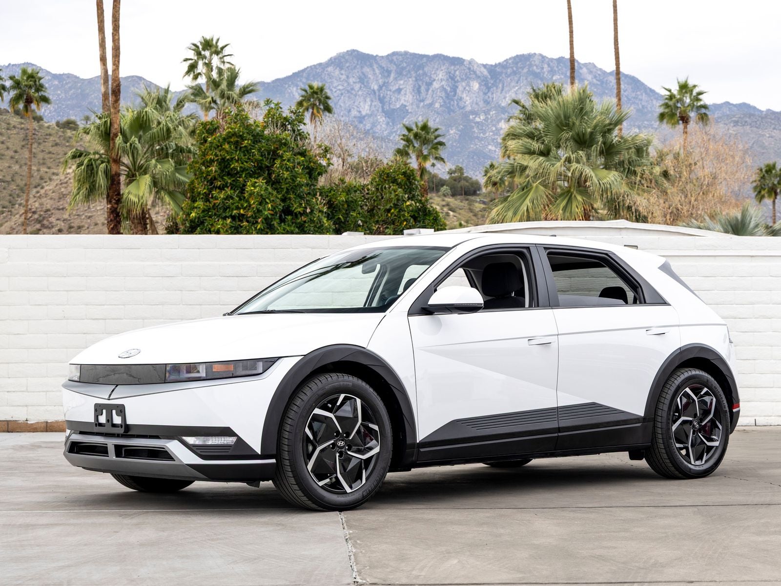 2022 Hyundai IONIQ 5 SE