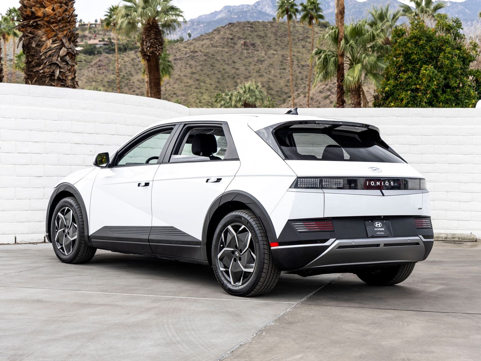 2022 Hyundai IONIQ 5 SE