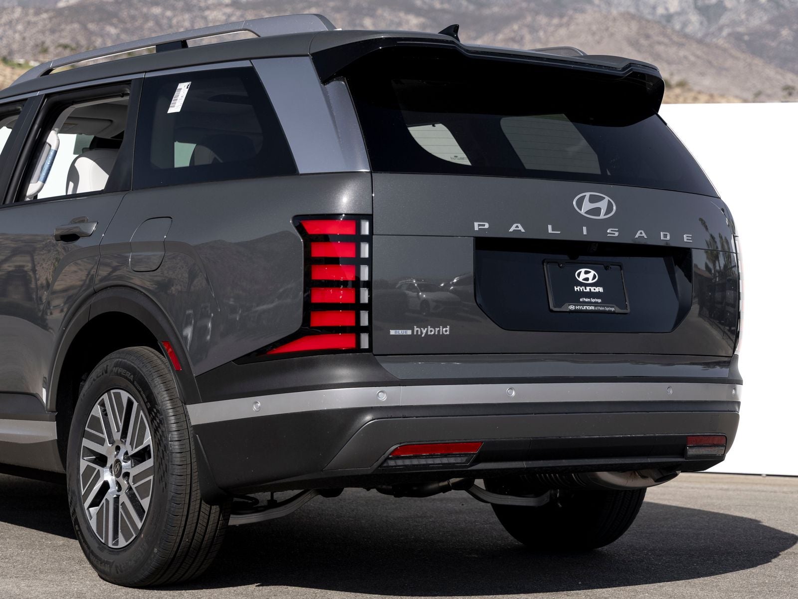 2026 Hyundai Palisade Hybrid Blue SEL Premium 8 Passenger