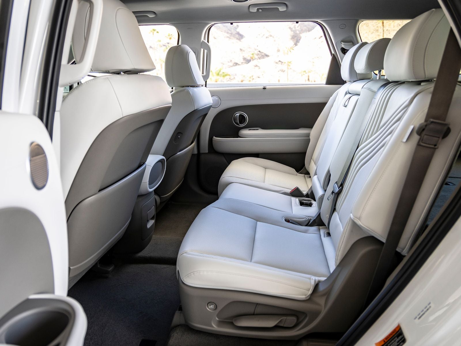 2026 Hyundai Palisade Hybrid Blue SEL Premium 8 Passenger
