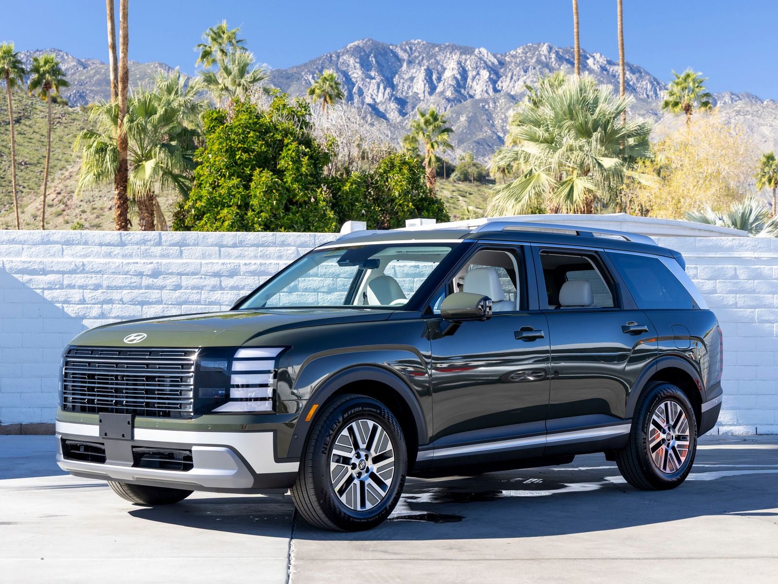 2026 Hyundai Palisade Hybrid Blue SEL Premium 8 Passenger