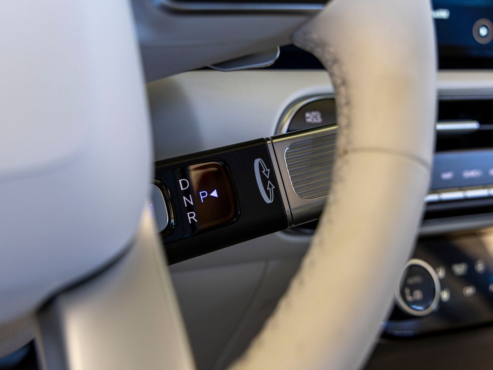 2026 Hyundai Palisade Hybrid Blue SEL Premium 8 Passenger