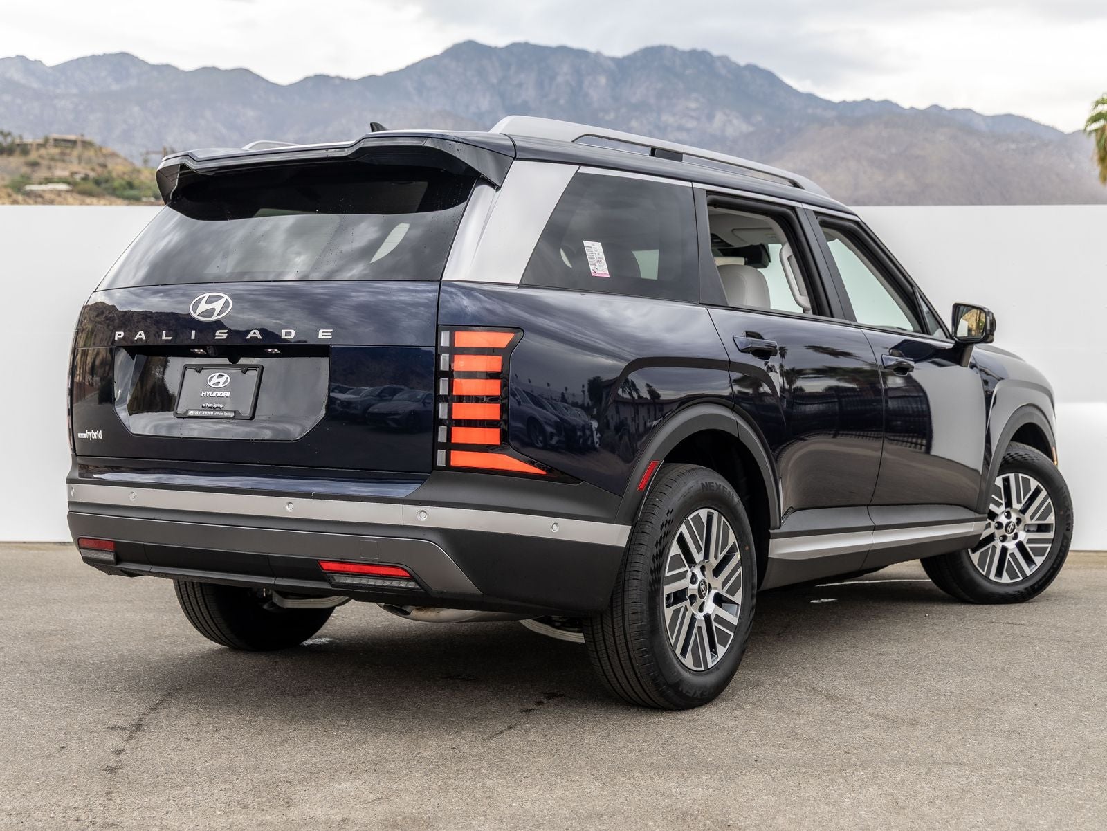 2026 Hyundai Palisade Hybrid Blue SEL Premium 8 Passenger