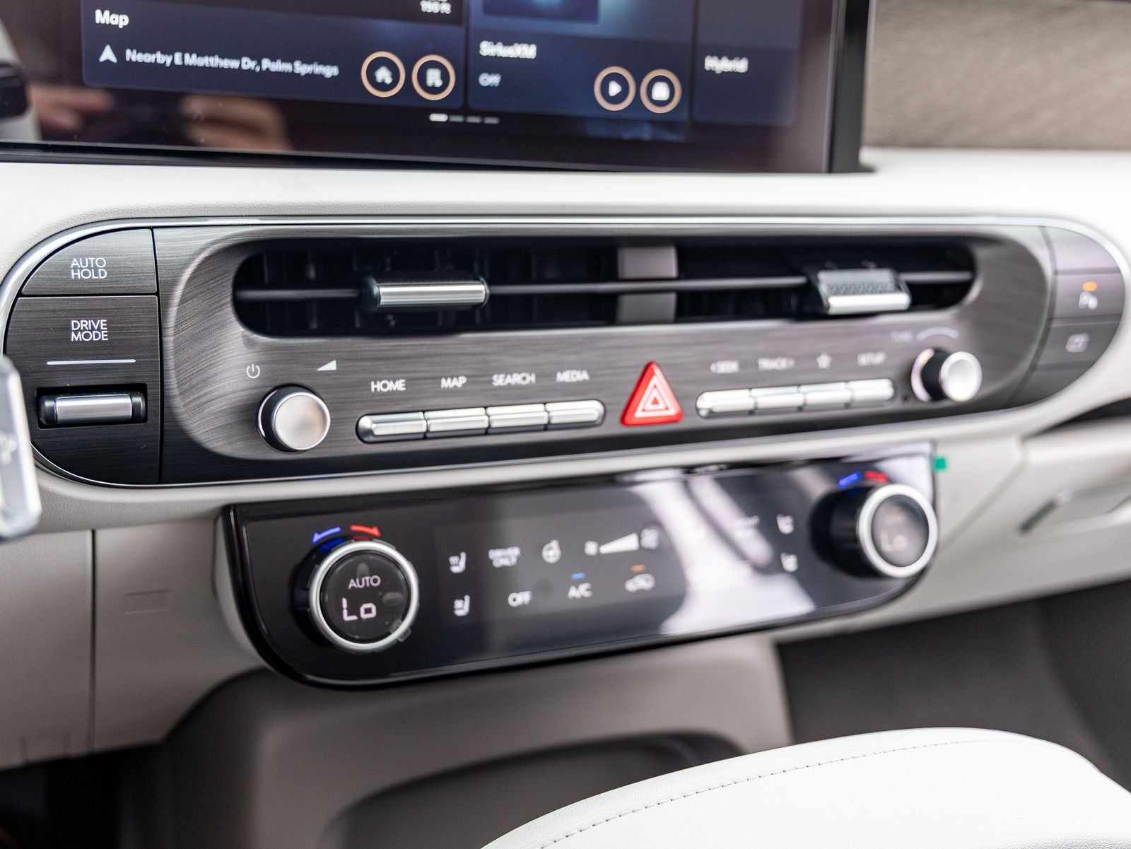 2026 Hyundai Palisade Hybrid Blue SEL Premium 8 Passenger