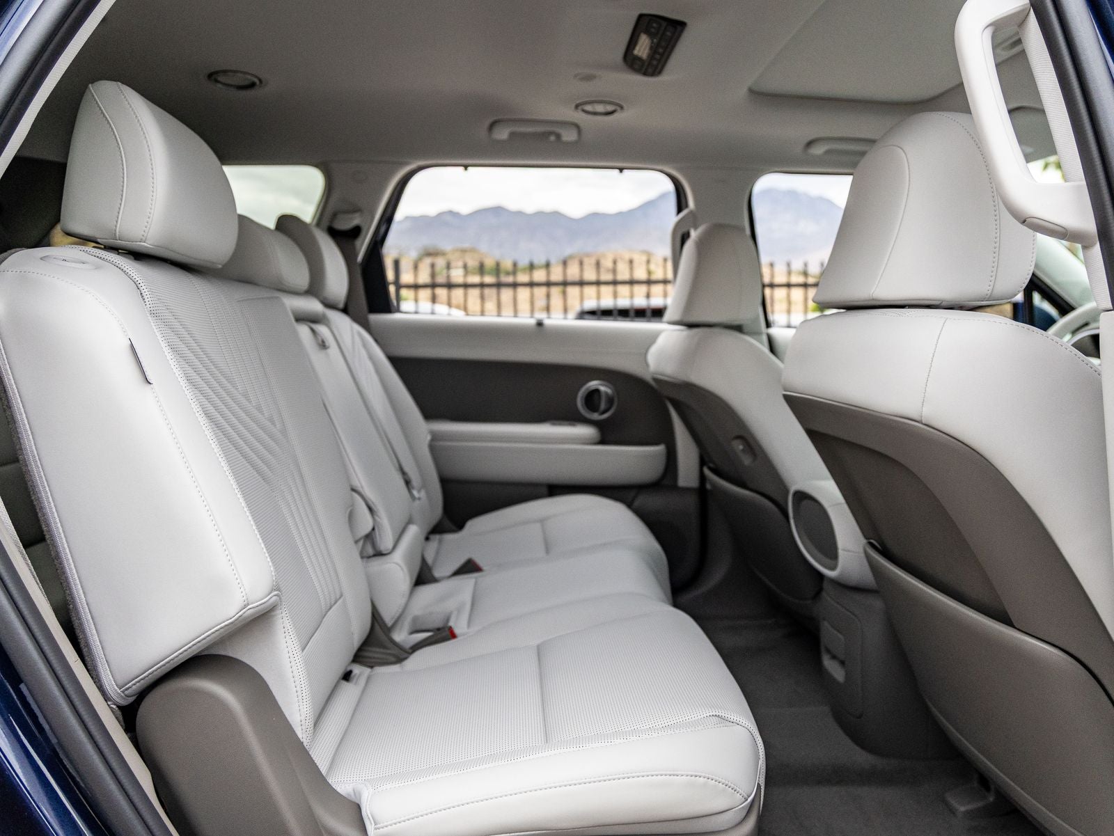 2026 Hyundai Palisade Hybrid Blue SEL Premium 8 Passenger