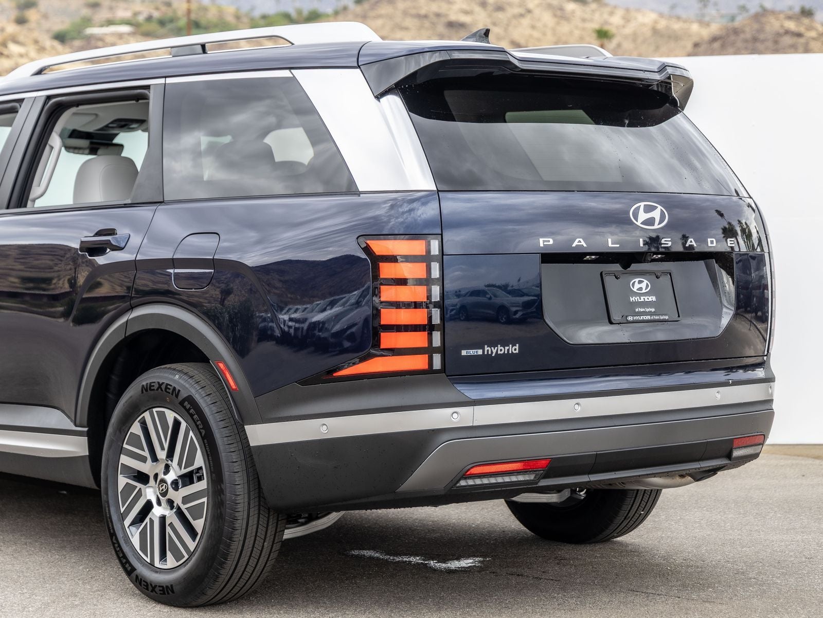 2026 Hyundai Palisade Hybrid Blue SEL Premium 8 Passenger