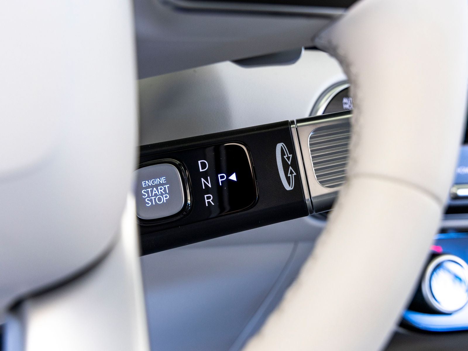 2026 Hyundai Palisade Hybrid SEL Premium 8 Passenger