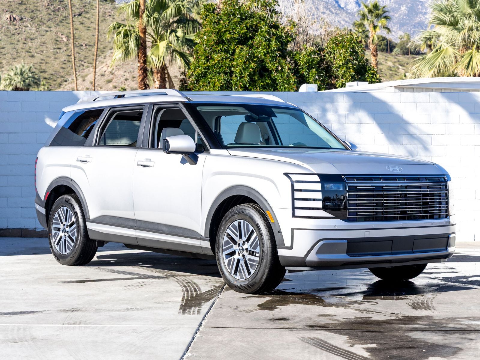 2026 Hyundai Palisade Hybrid SEL Premium 8 Passenger