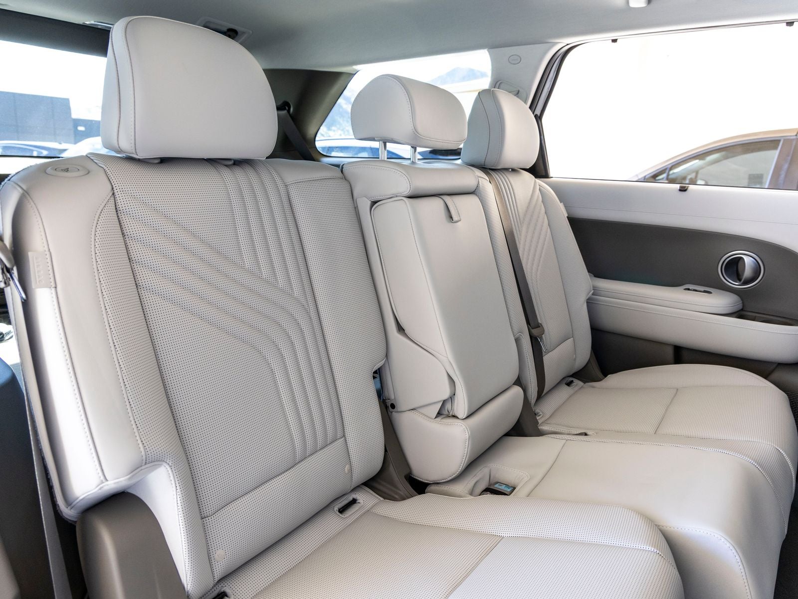 2026 Hyundai Palisade Hybrid SEL Premium 8 Passenger