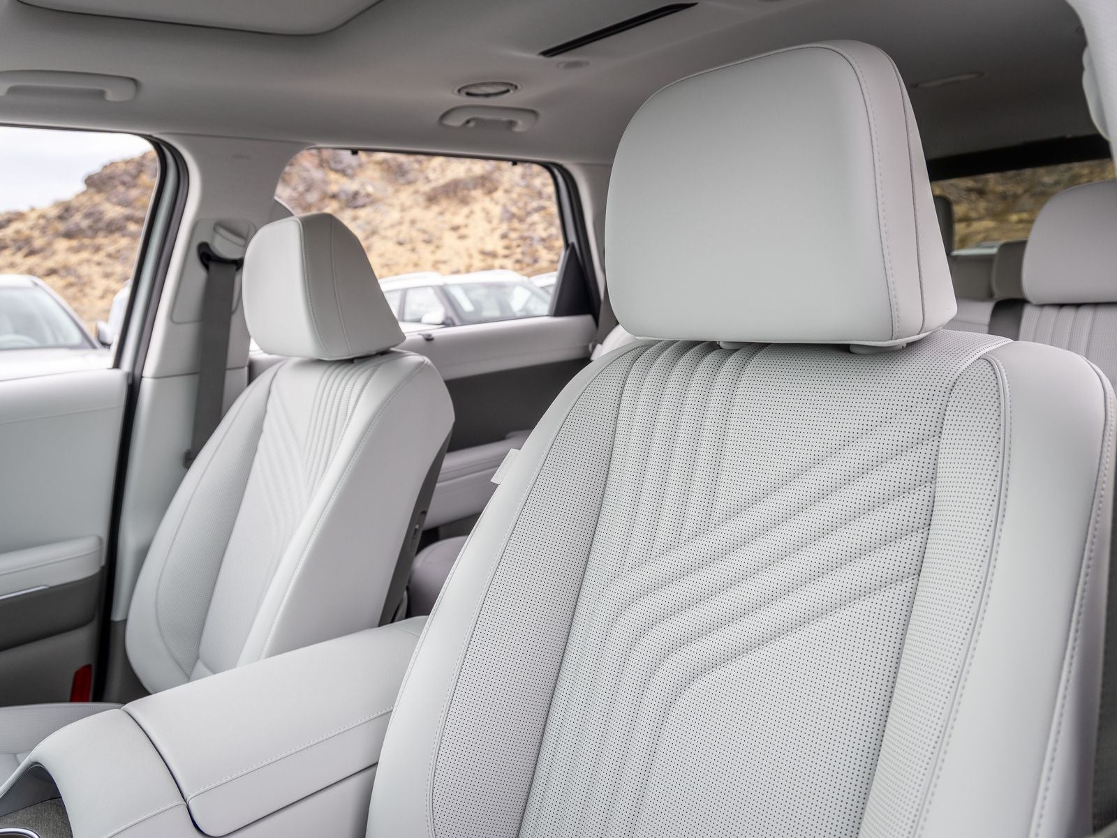2026 Hyundai Palisade Hybrid SEL Premium 8 Passenger
