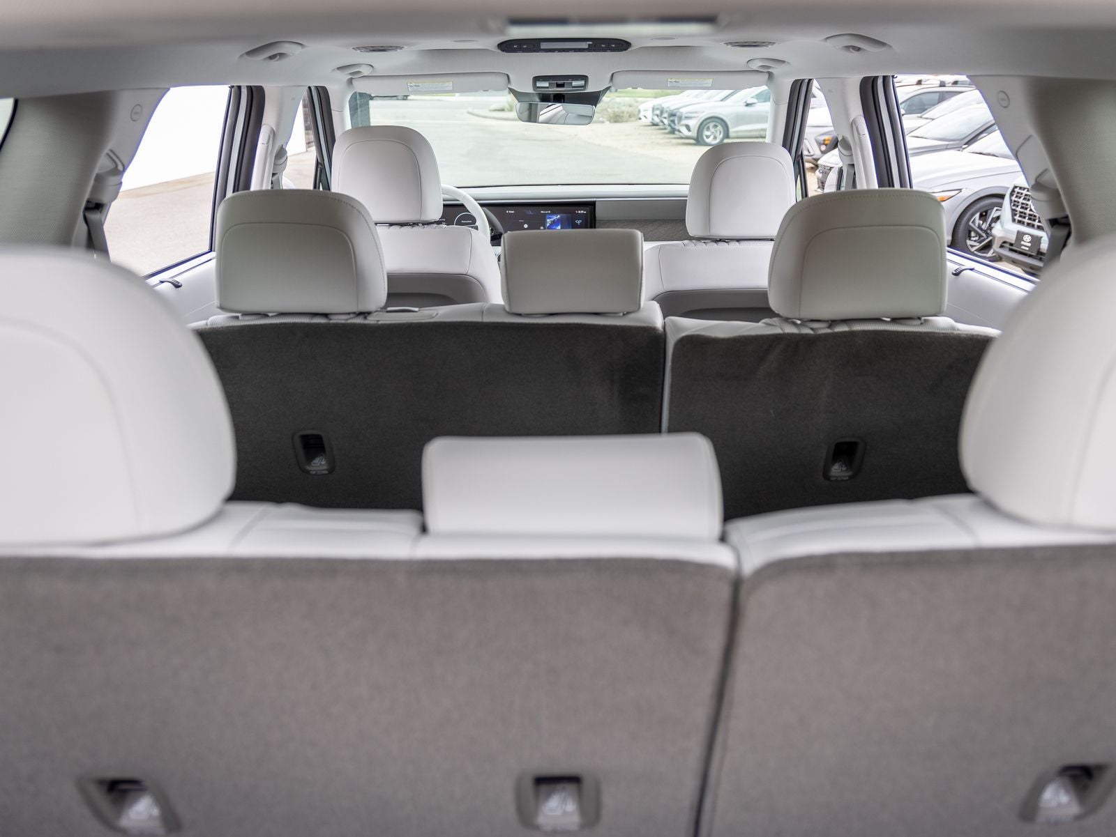 2026 Hyundai Palisade Hybrid SEL Premium 8 Passenger