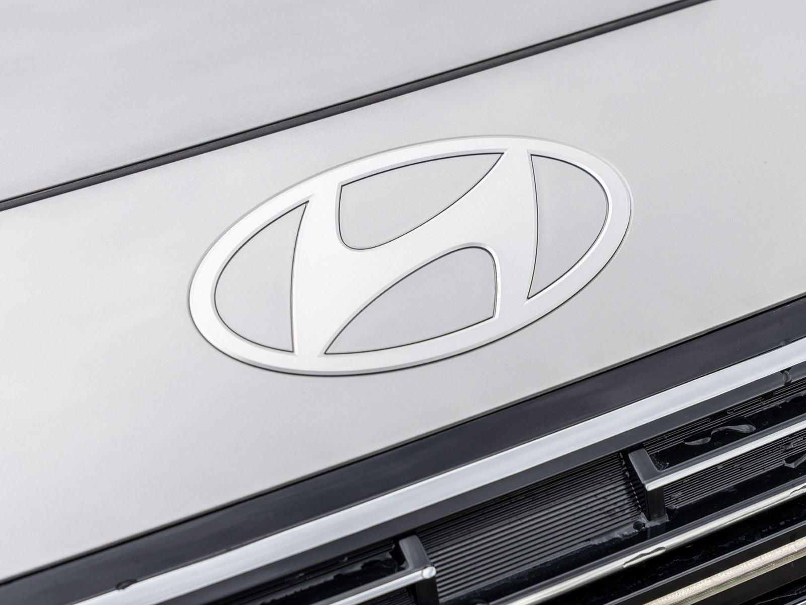 2026 Hyundai Palisade Hybrid SEL Premium 8 Passenger