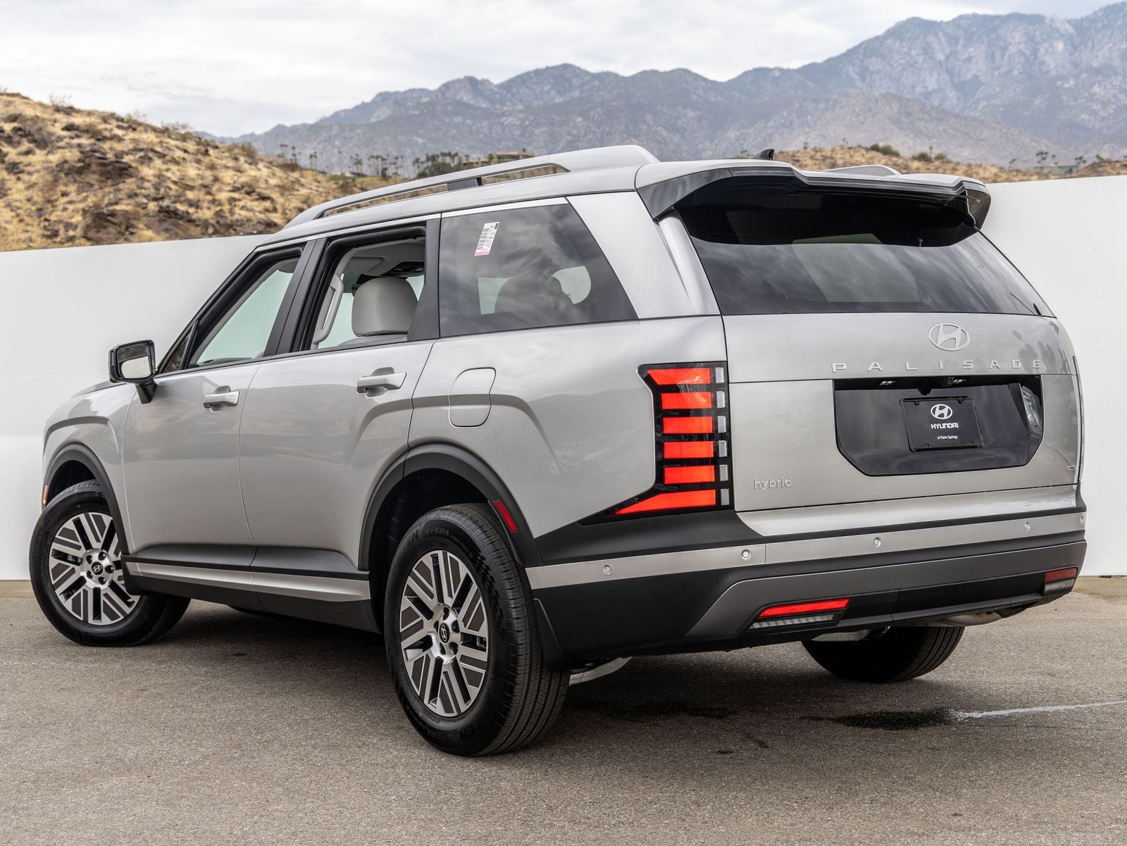 2026 Hyundai Palisade Hybrid SEL Premium 8 Passenger
