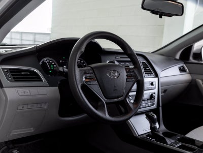 2017 Hyundai Sonata Hybrid SE