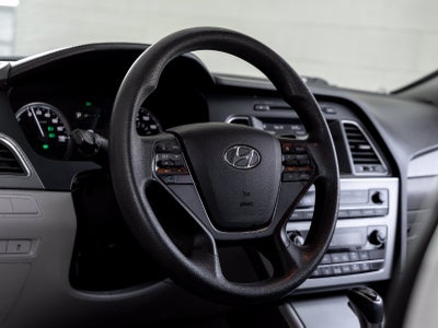 2017 Hyundai Sonata Hybrid SE